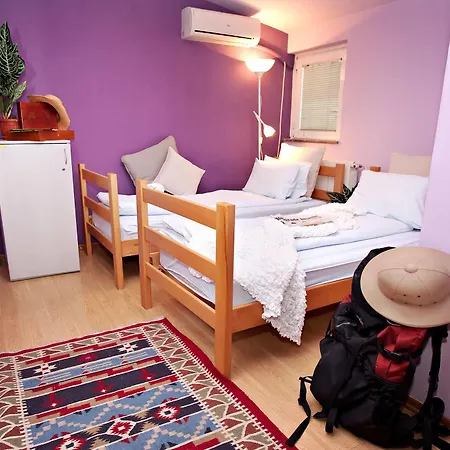 Hostel Bed&Coffee 360° Belgrad Zimmer foto
