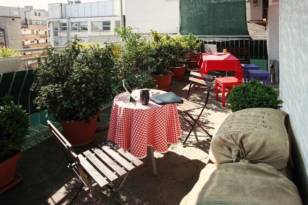 Bed&coffee 360° Hostel