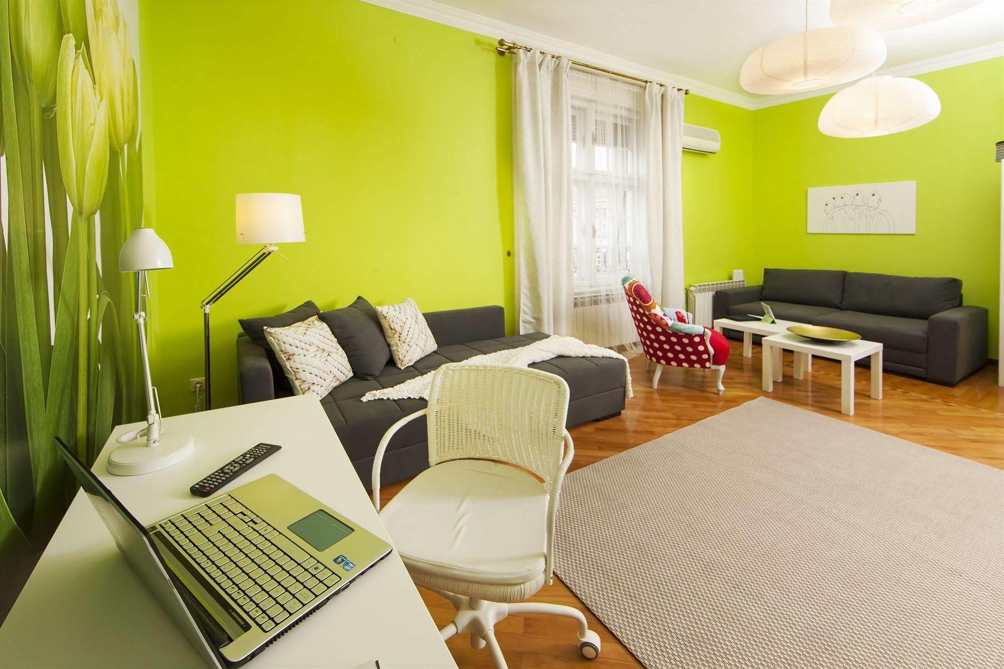 Bed&coffee 360° Hostel *